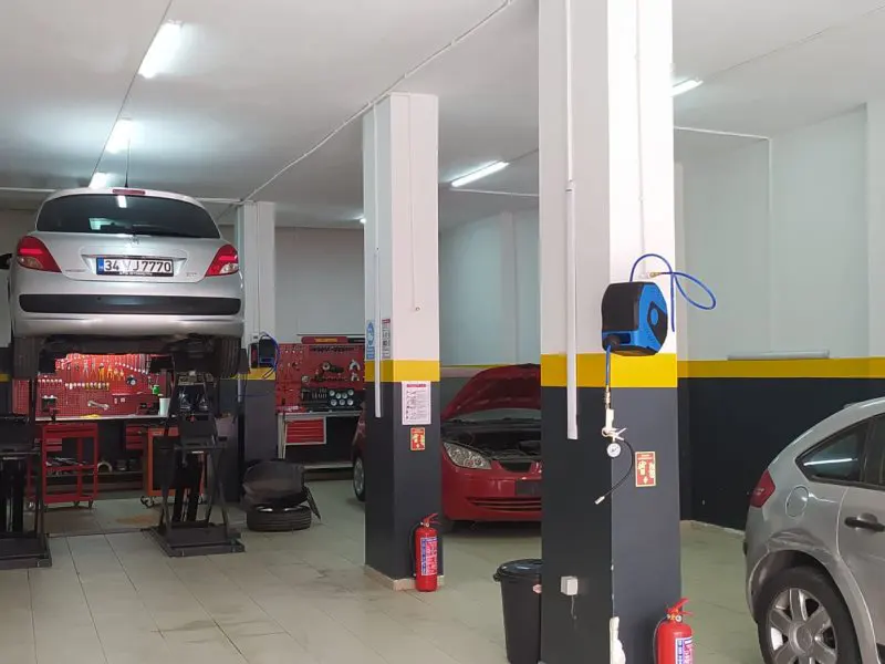 Yağlıdere Oto Servis